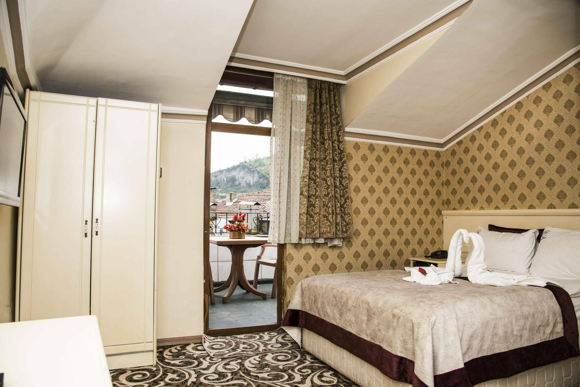 Nazar Hotel Trabzon Buitenkant foto